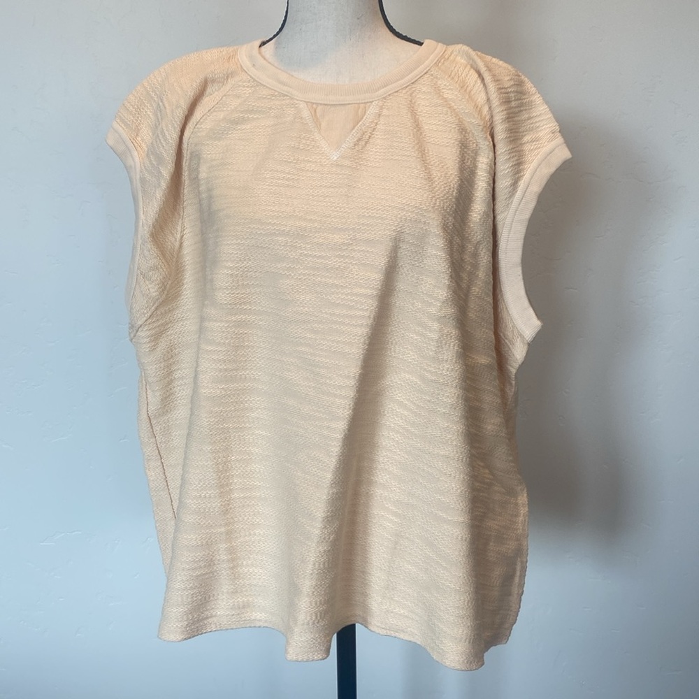 🎈Universal Thread Textured Sleevless Crop Top Various Sizes, NWT